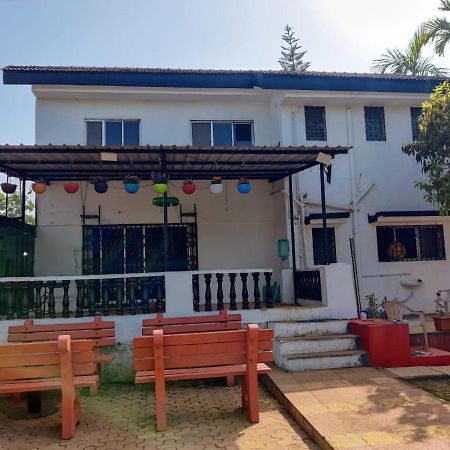 Rose Villa 로나발라 외부 사진