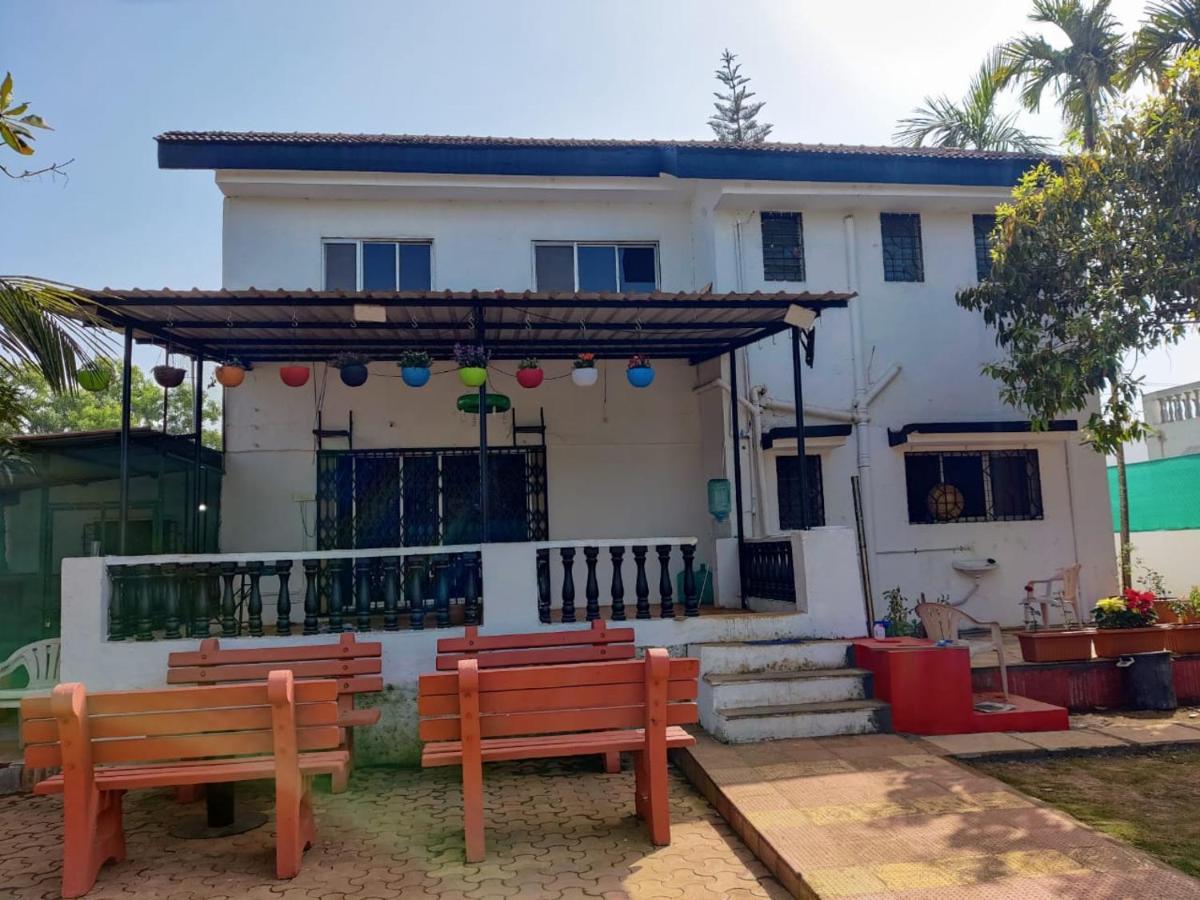 Rose Villa 로나발라 외부 사진
